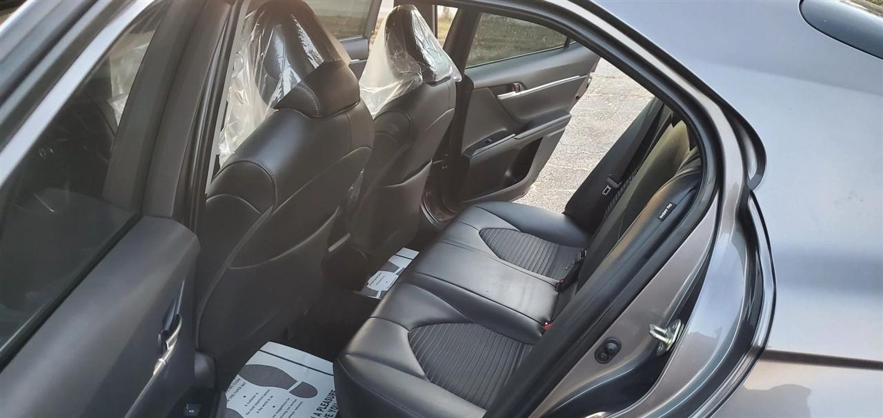 Toyota Camry  2019
