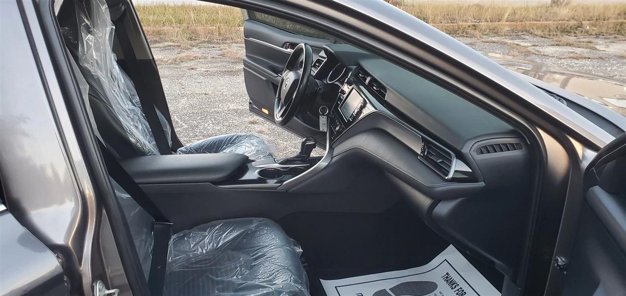 Toyota Camry  2019