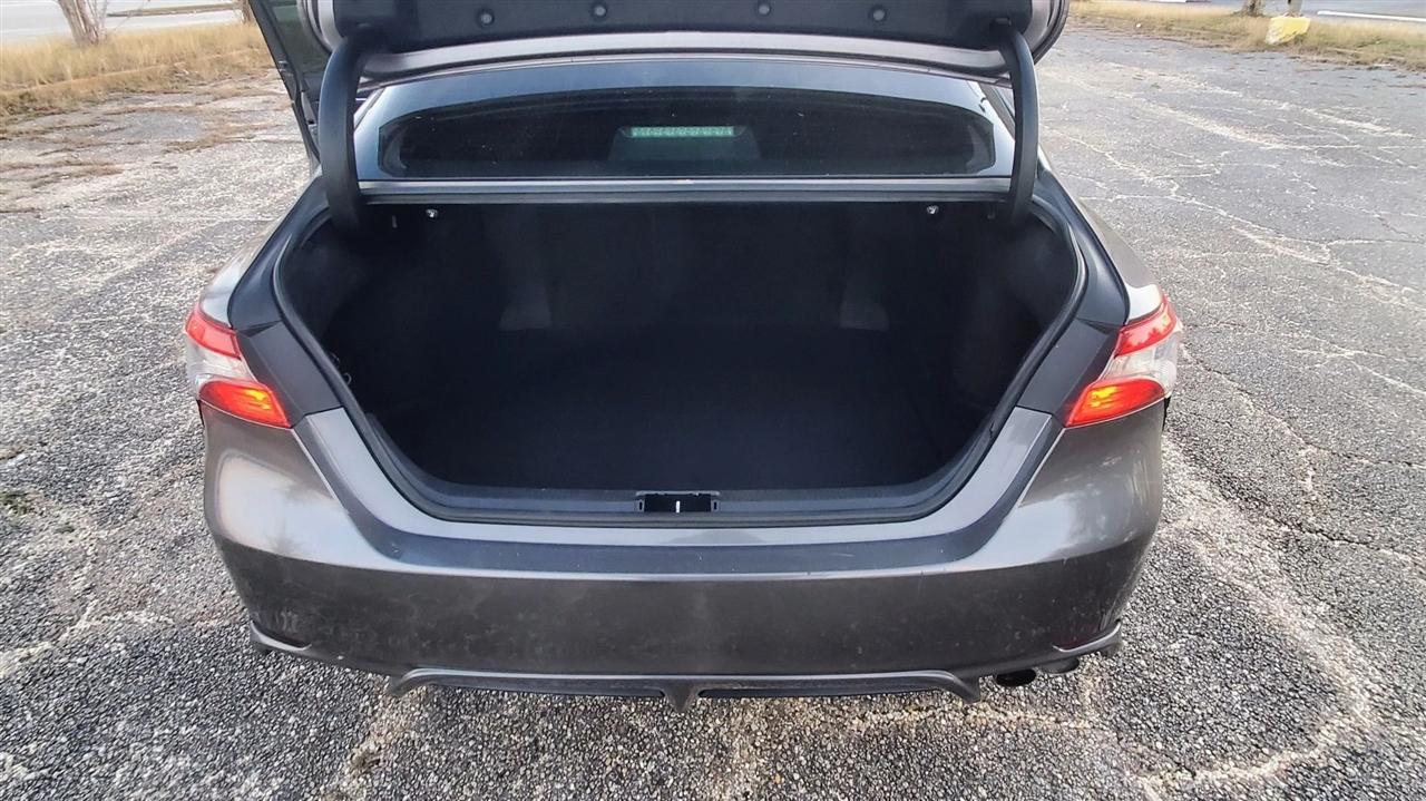 Toyota Camry  2019
