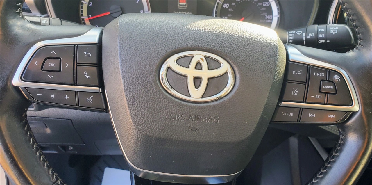 Toyota Highlander  2021