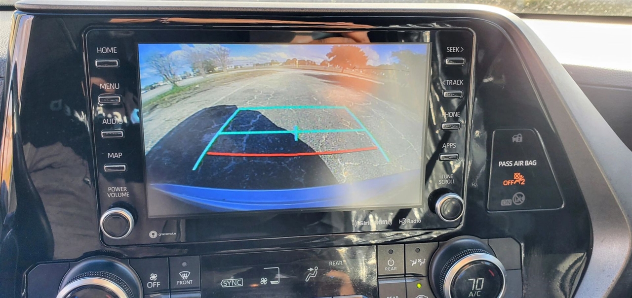 Toyota Highlander  2021