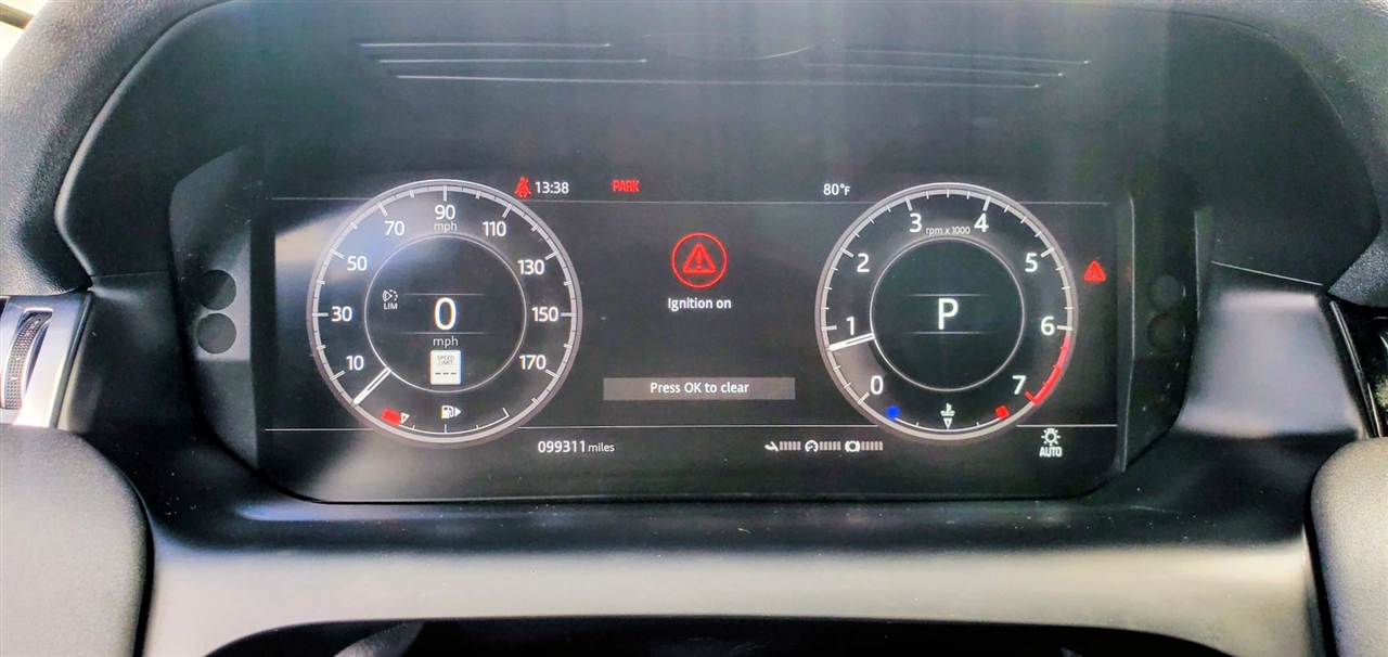 Land Rover Discovery Sport  2020