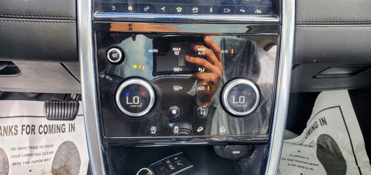 Land Rover Discovery Sport  2020