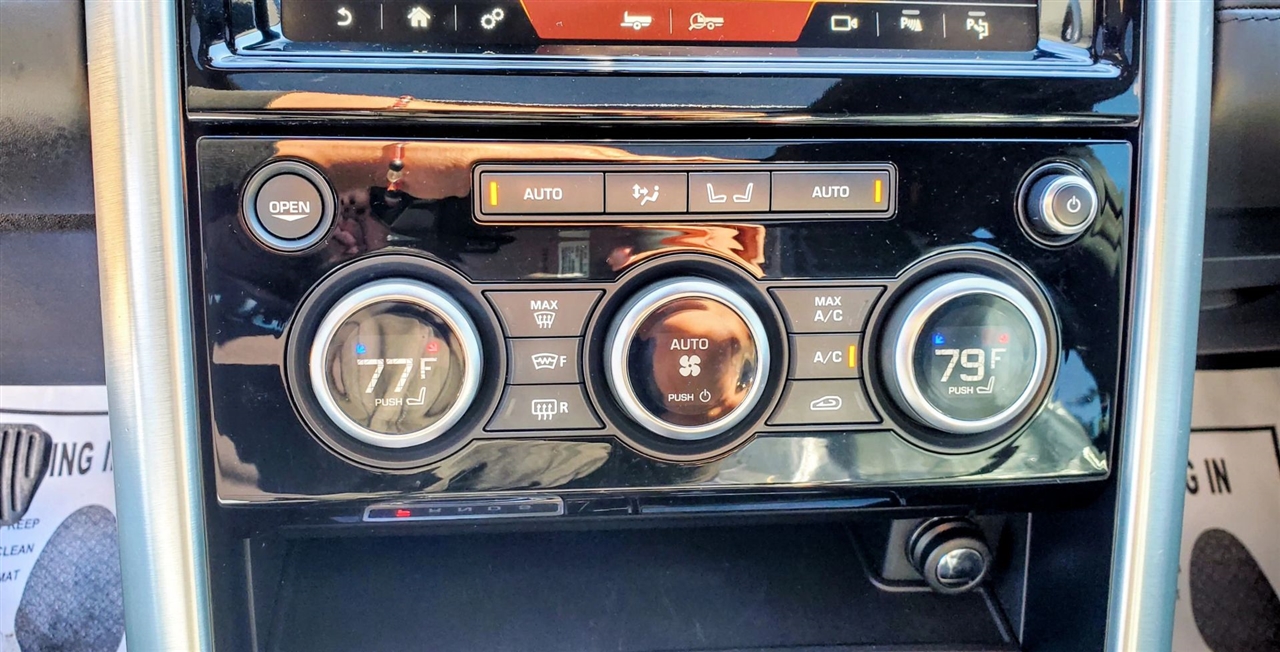 Land Rover Discovery  2020