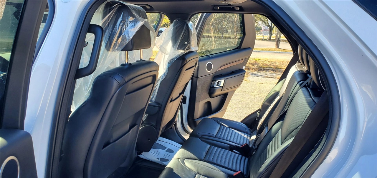 Land Rover Discovery  2020