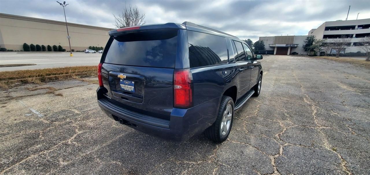 Chevrolet Suburban  2020