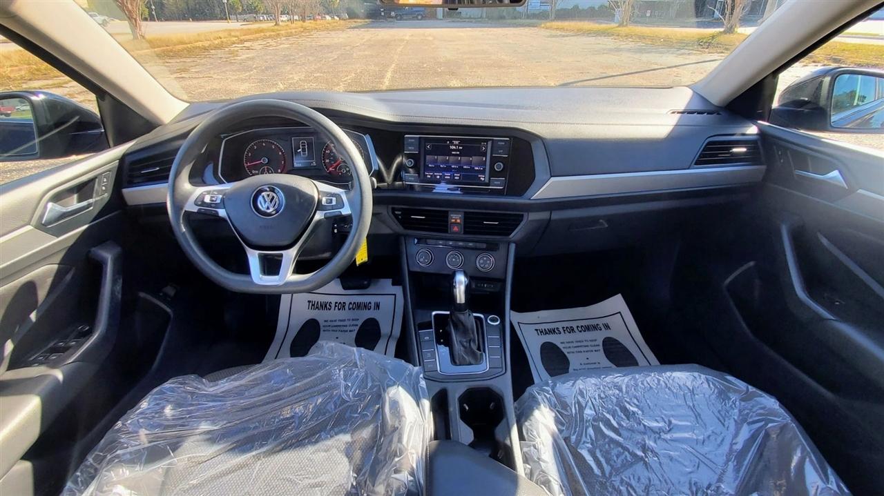 Volkswagen Jetta  2021