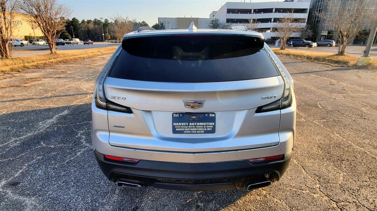 Cadillac XT4  2019