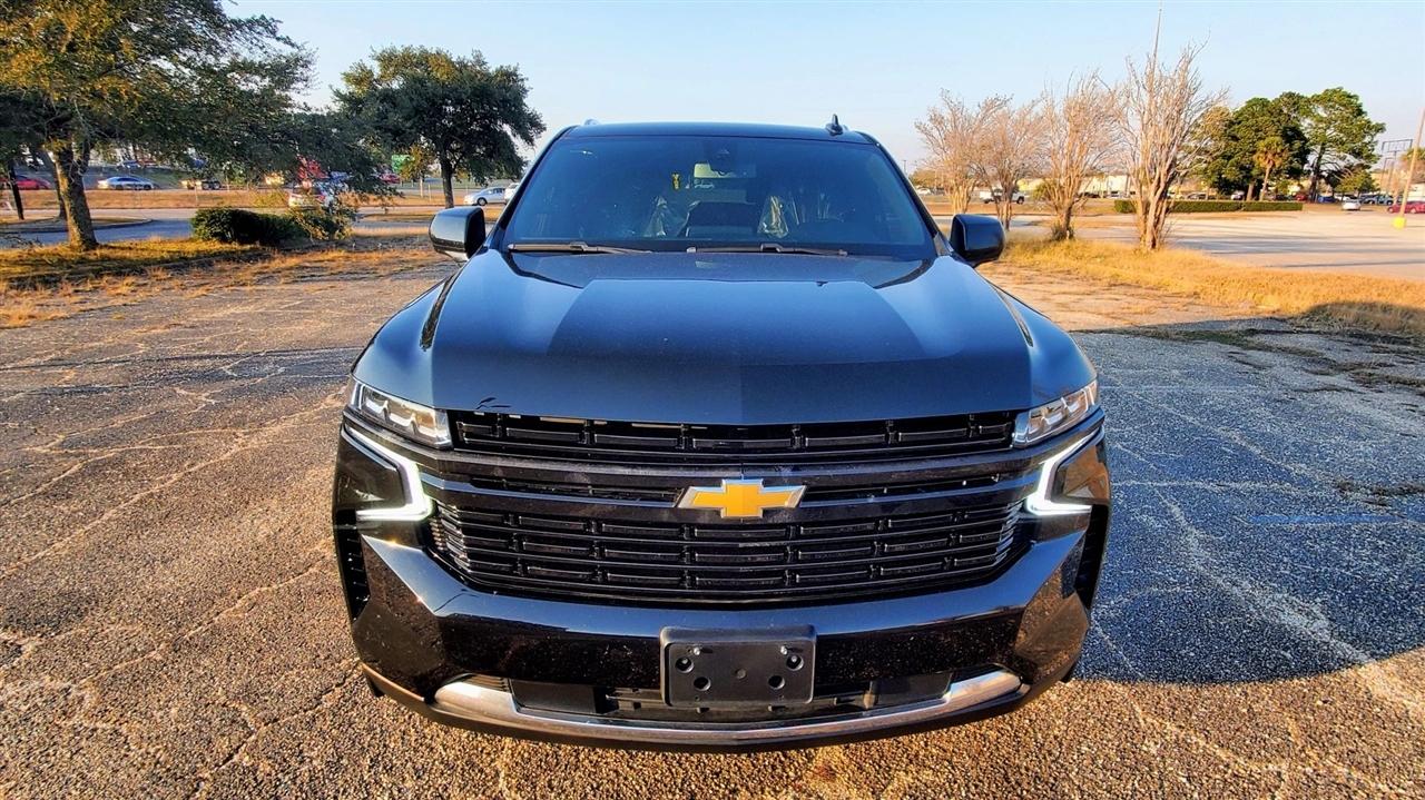 Chevrolet Suburban  2021