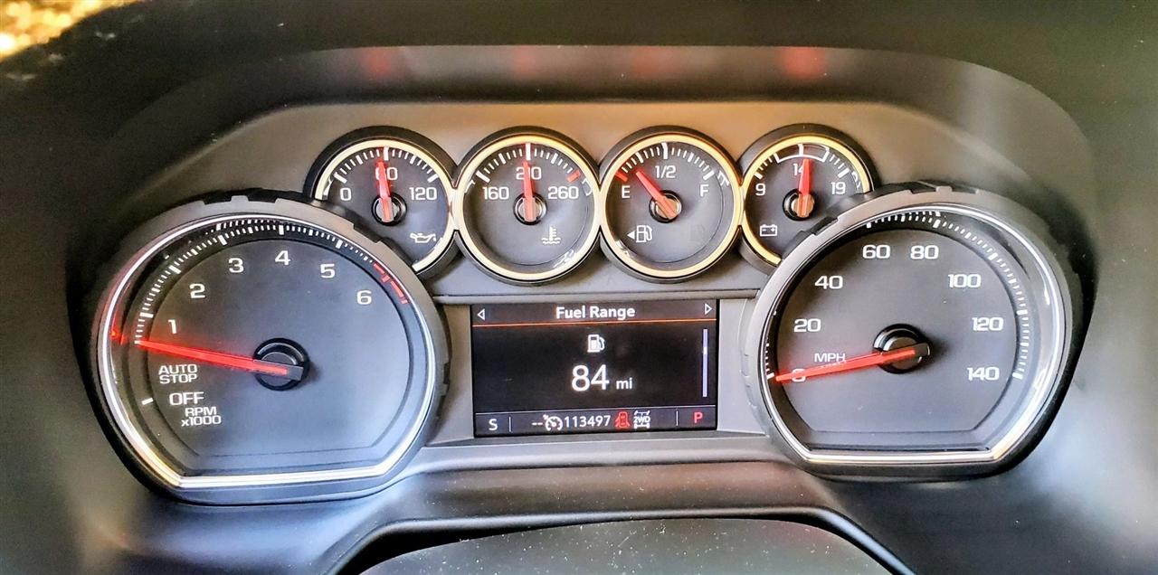 Chevrolet Suburban  2021