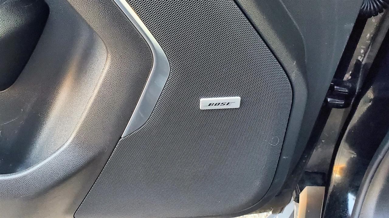 Chevrolet Suburban  2021