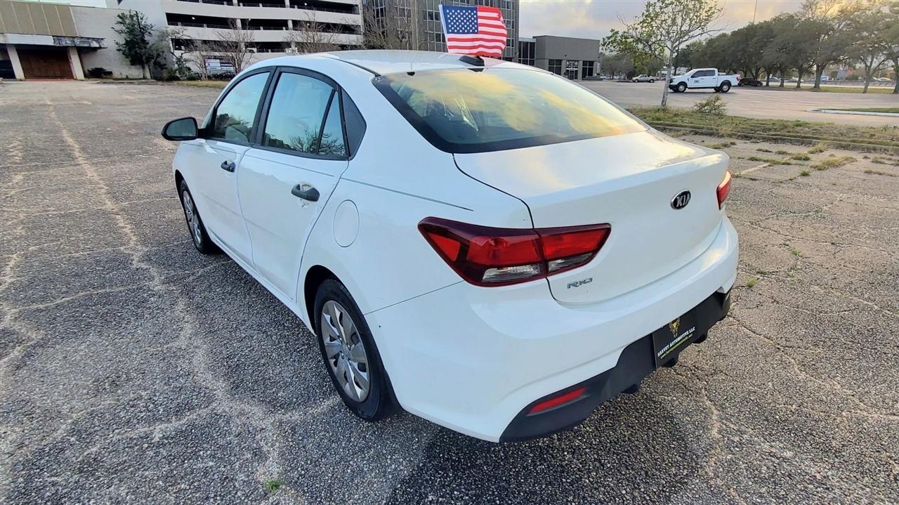 Kia Rio  2018