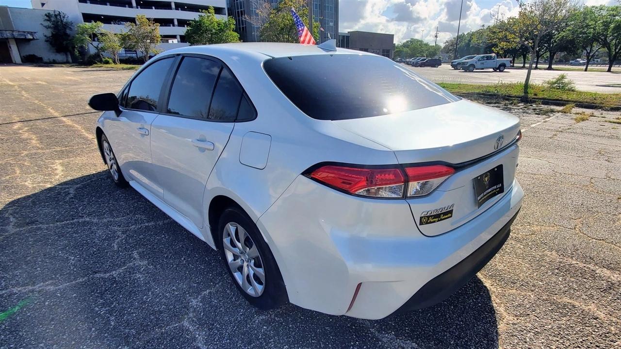 Toyota Corolla LE CVT (Natl) 2023