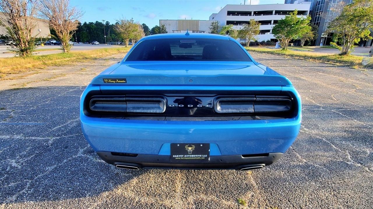 Dodge Challenger  2019