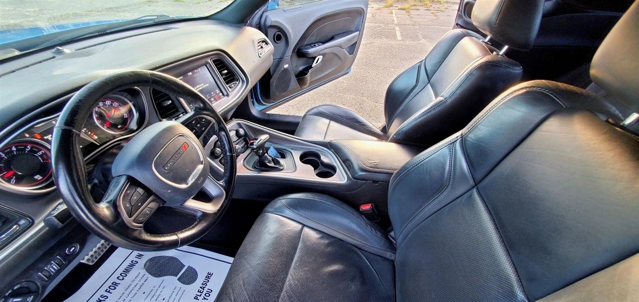 Dodge Challenger  2019