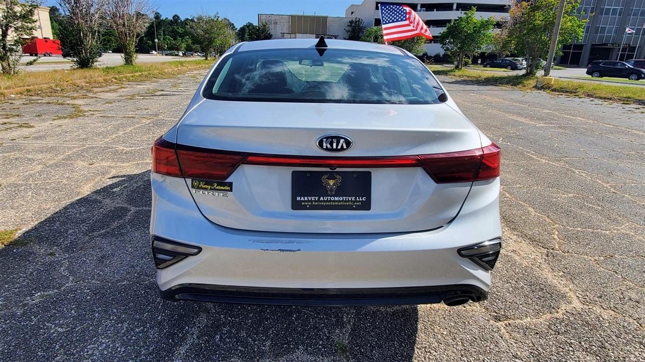 Kia Forte LXS IVT 2021