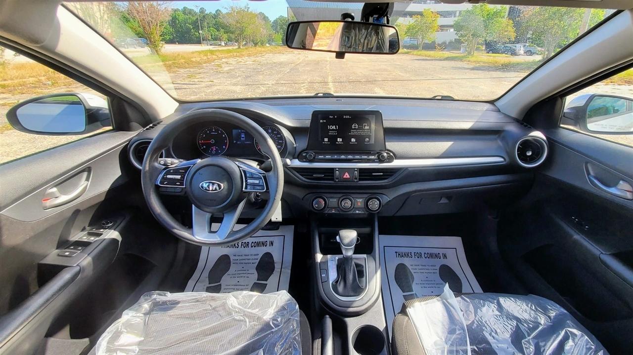 Kia Forte LXS IVT 2021