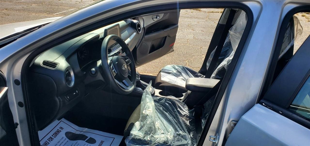 Kia Forte LXS IVT 2021