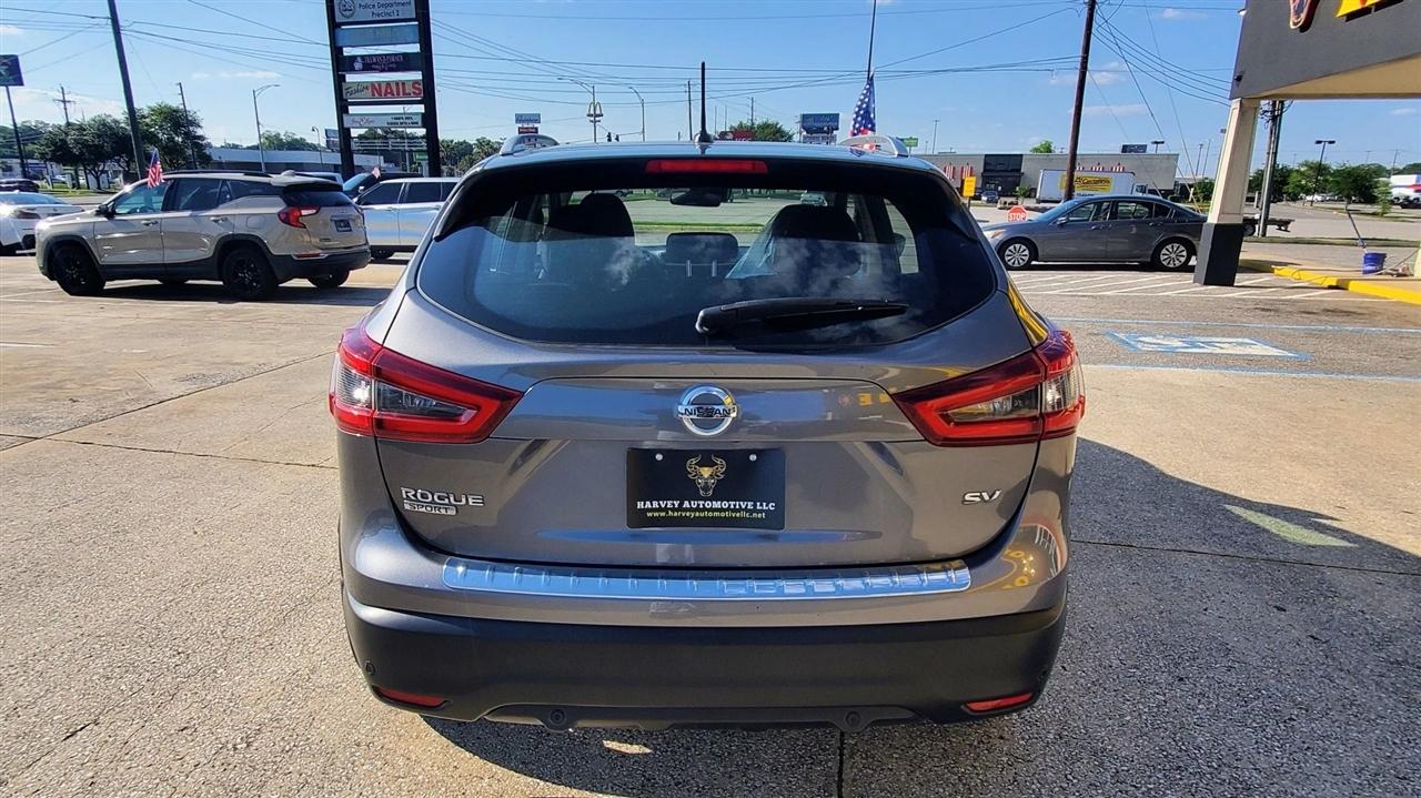 Nissan Rogue Sport FWD SV 2021