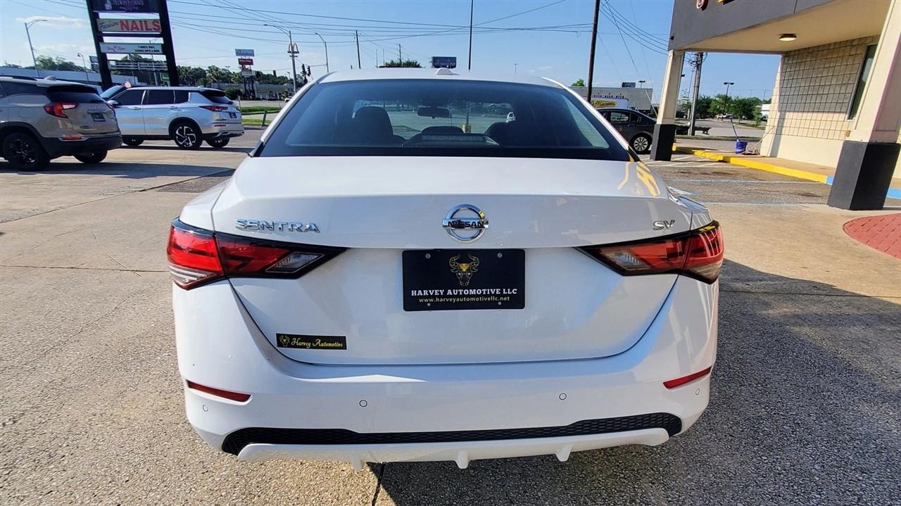 Nissan Sentra SV CVT 2022