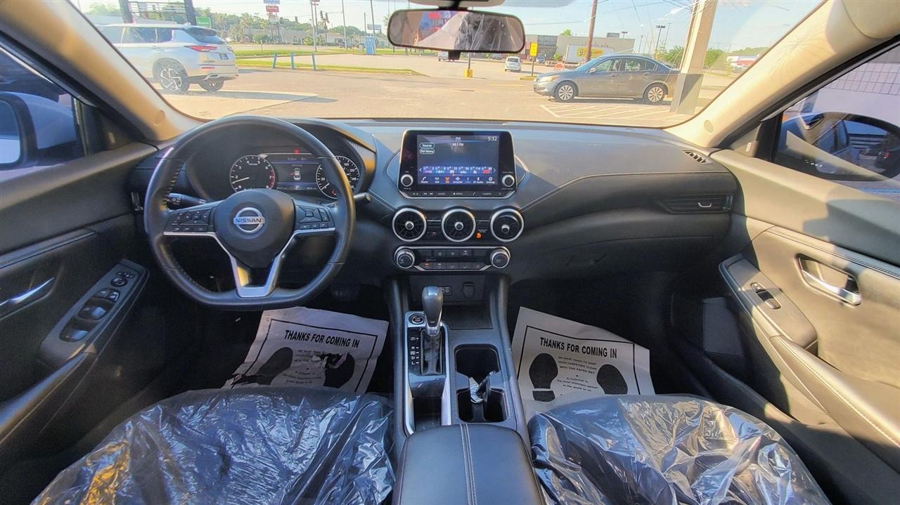 Nissan Sentra SV CVT 2022