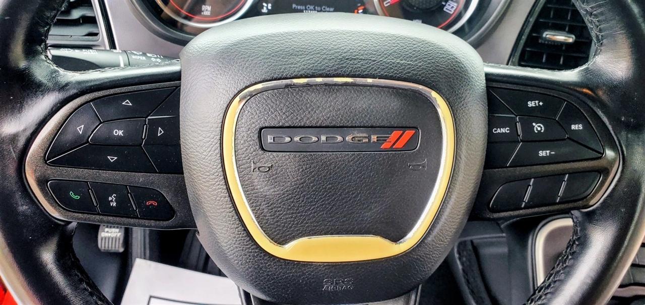 Dodge Challenger SXT RWD 2021