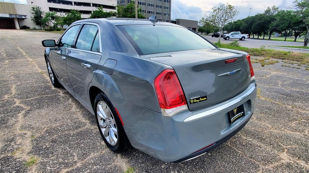 Chrysler 300 Limited AWD 2018