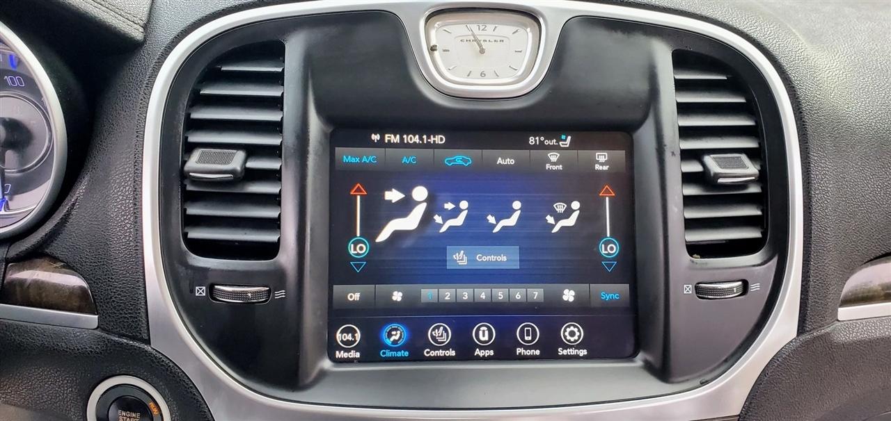 Chrysler 300 Limited AWD 2018