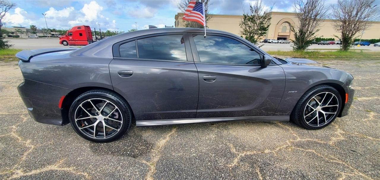 Dodge Charger R/T RWD 2019