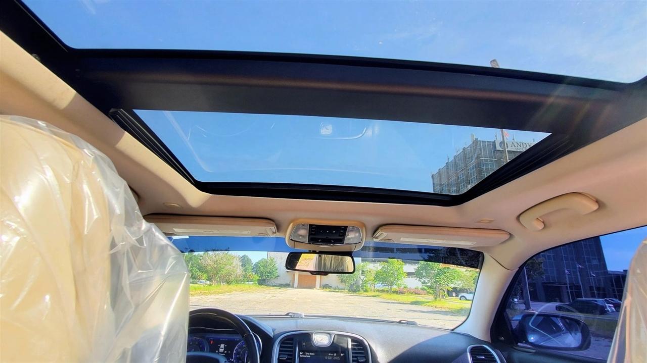 Chrysler 300 Limited RWD 2018