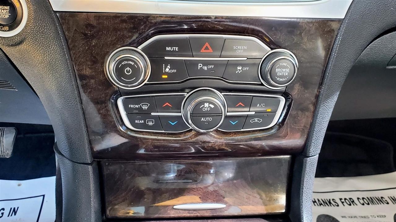 Chrysler 300 Limited RWD 2018
