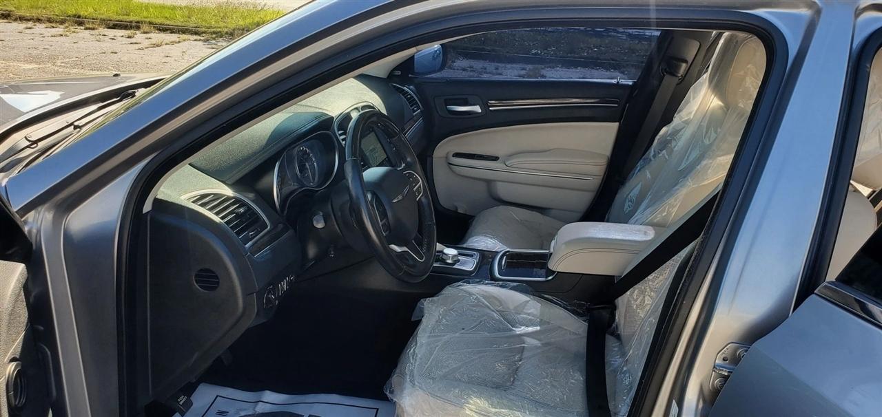 Chrysler 300 Limited RWD 2018