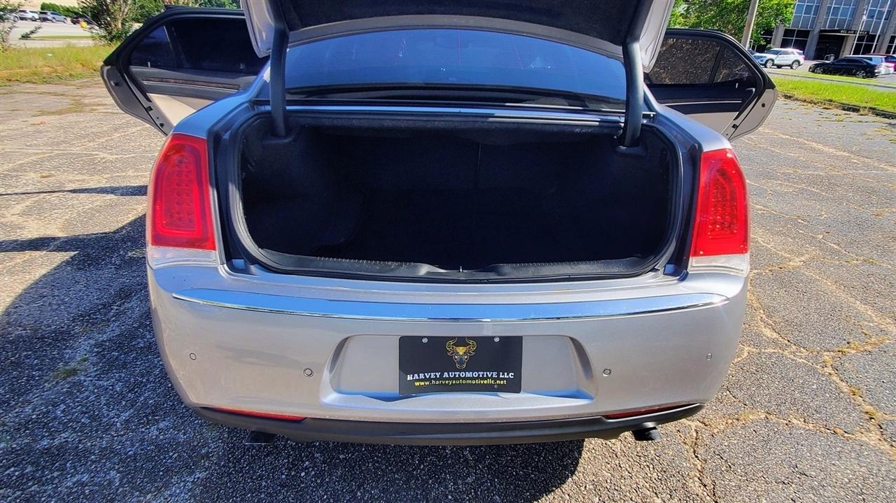 Chrysler 300 Limited RWD 2018