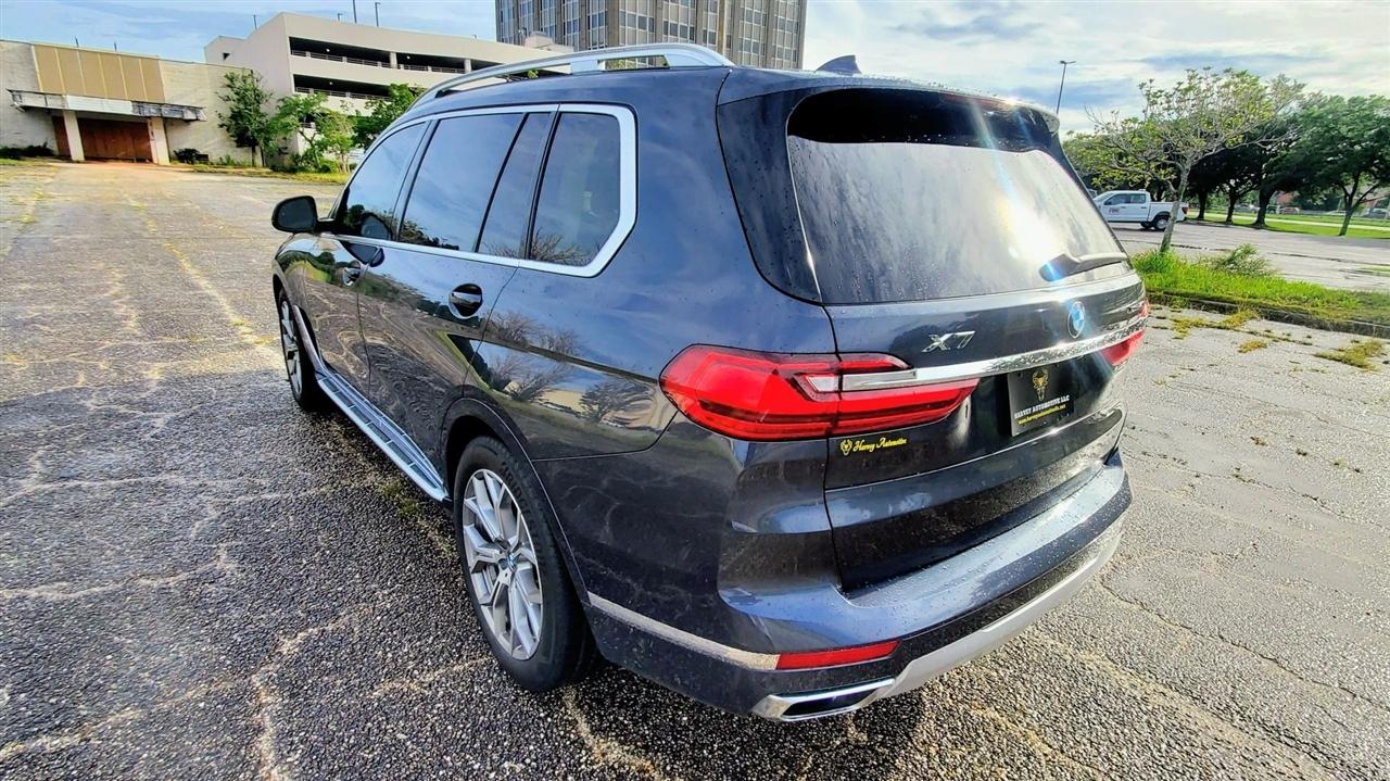 BMW X7 xDrive40i Sports Activity Vehicle 2019