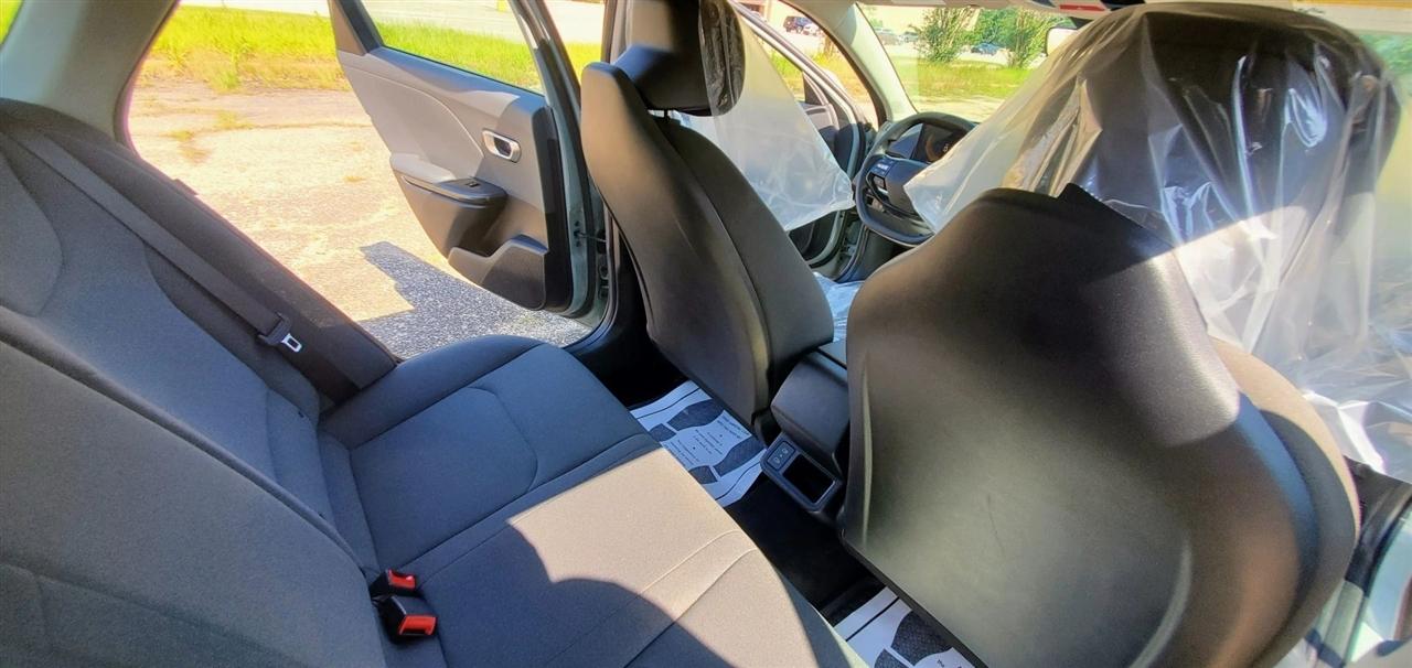 Kia K4 LXS FWD 2025