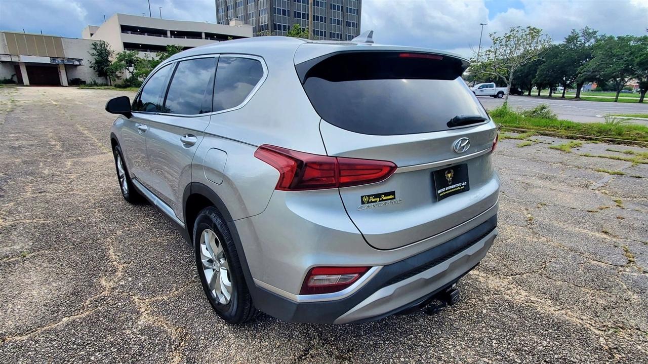 Hyundai Santa Fe SEL 2.4L Auto FWD 2020