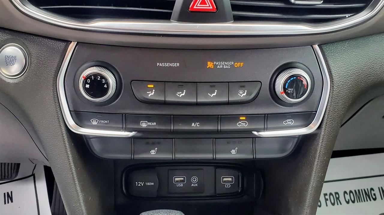 Hyundai Santa Fe SEL 2.4L Auto FWD 2020