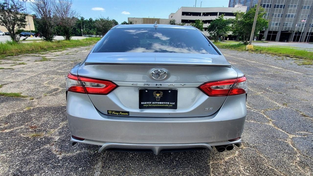 Toyota Camry XLE Auto (Natl) 2019