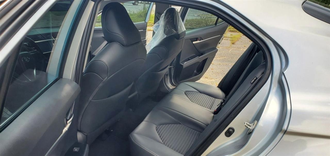 Toyota Camry XLE Auto (Natl) 2019