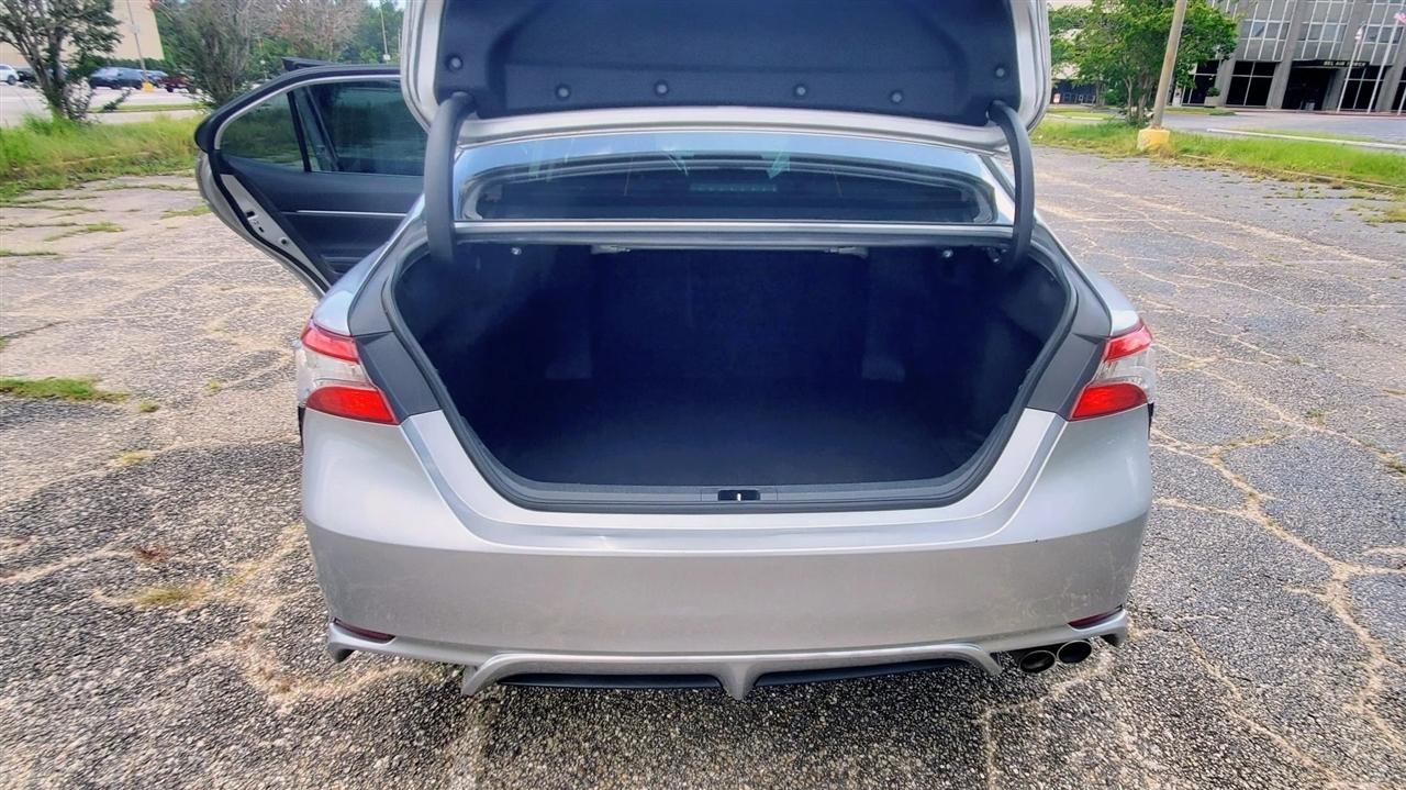 Toyota Camry XLE Auto (Natl) 2019