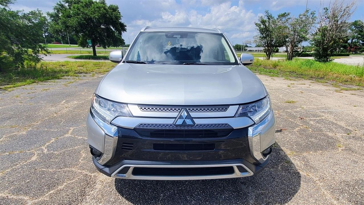 Mitsubishi Outlander SEL FWD 2020