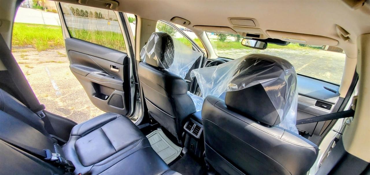 Mitsubishi Outlander SEL FWD 2020