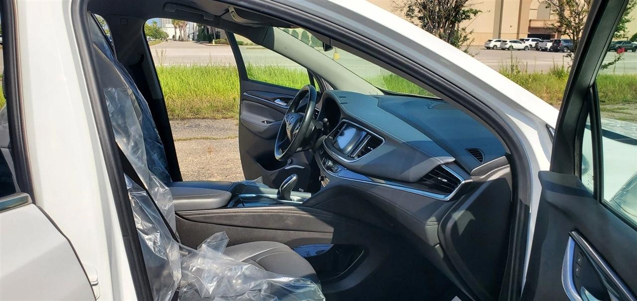 Buick Enclave FWD 4dr Essence 2020