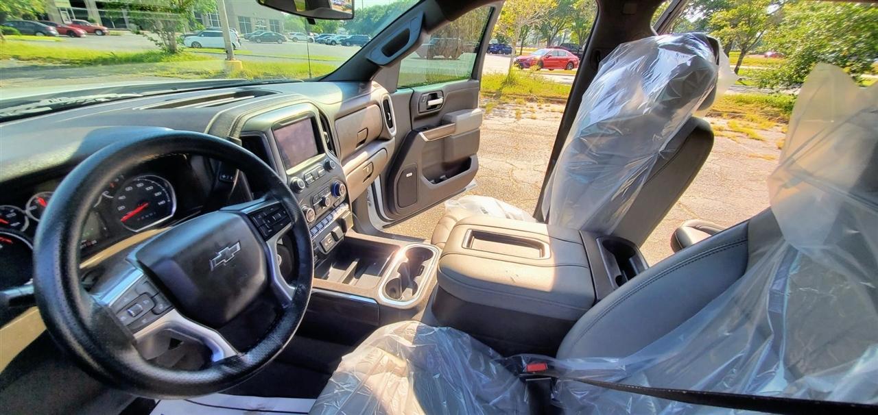 Chevrolet Silverado 1500 4WD Crew Cab 147" RST 2020