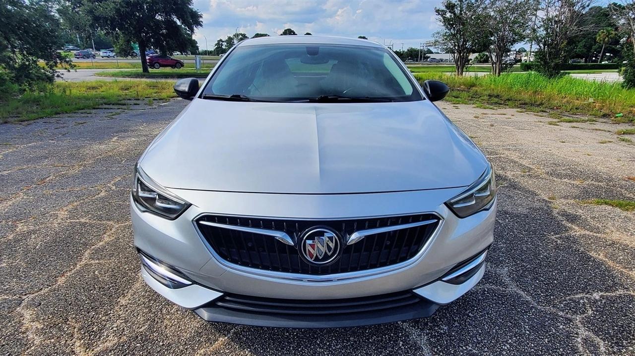 Buick Regal Sportback 4dr Sdn Preferred FWD 2019