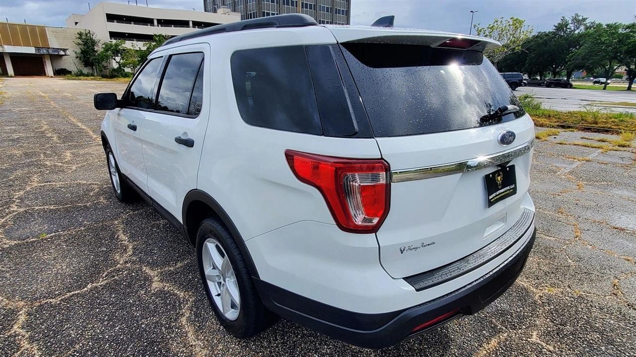 Ford Explorer Base FWD 2018