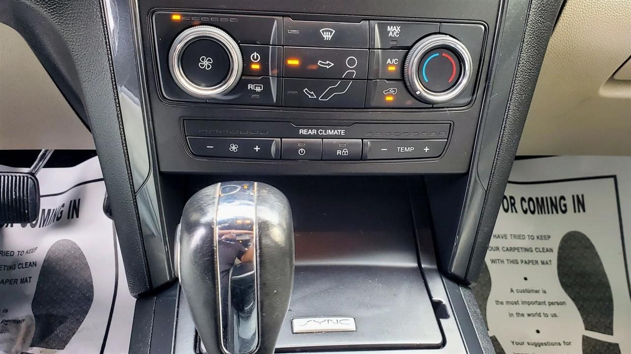 Ford Explorer Base FWD 2018
