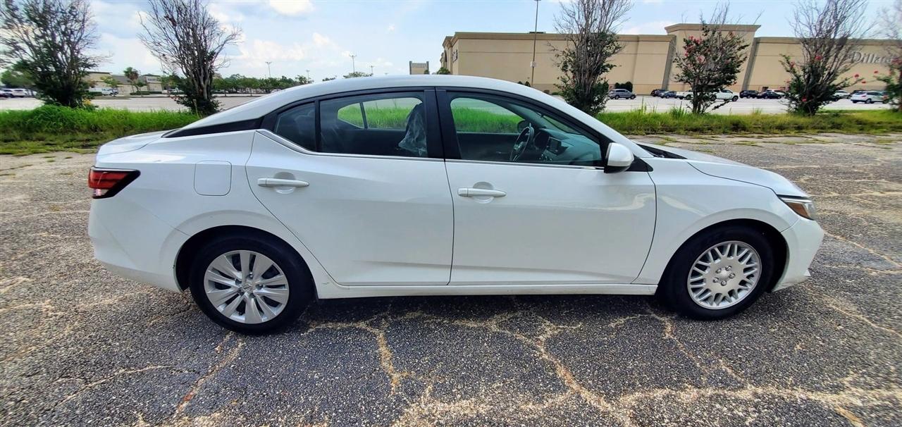 Nissan Sentra S CVT 2023