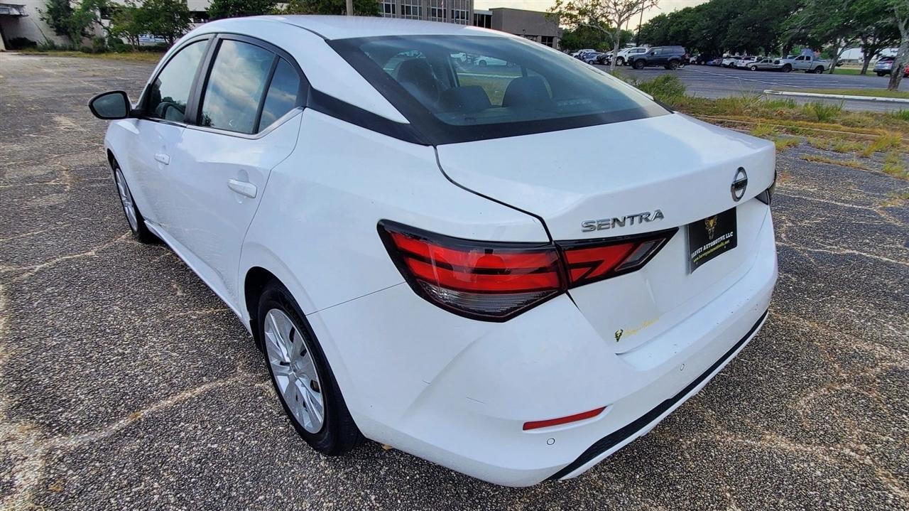 Nissan Sentra S CVT 2023