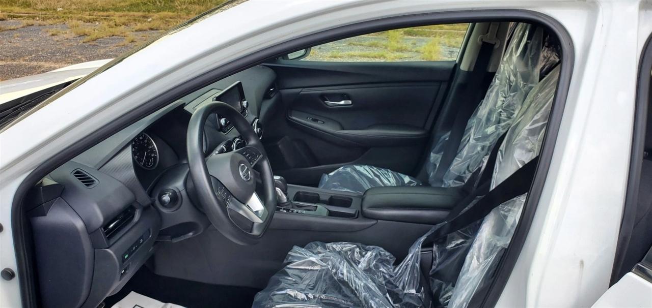 Nissan Sentra S CVT 2023